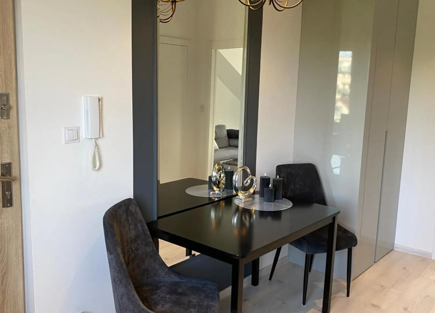 Lovers' Loft Apartment In Krakow - Orawska 7