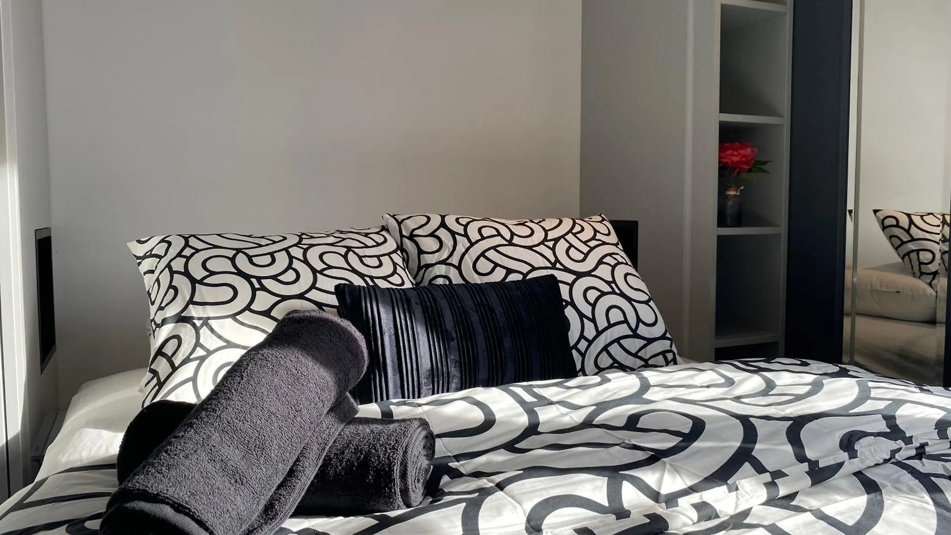 Lovers' Loft Apartment In Krakow - Orawska 7