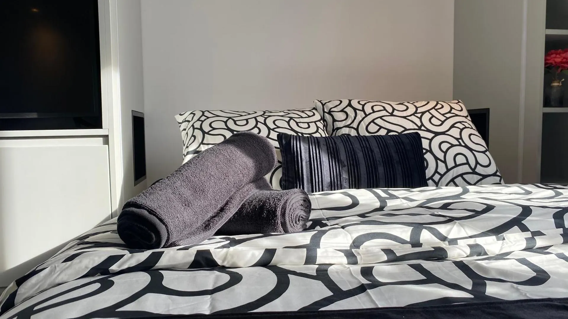 Lovers' Loft Apartment In Krakow - Orawska 7
