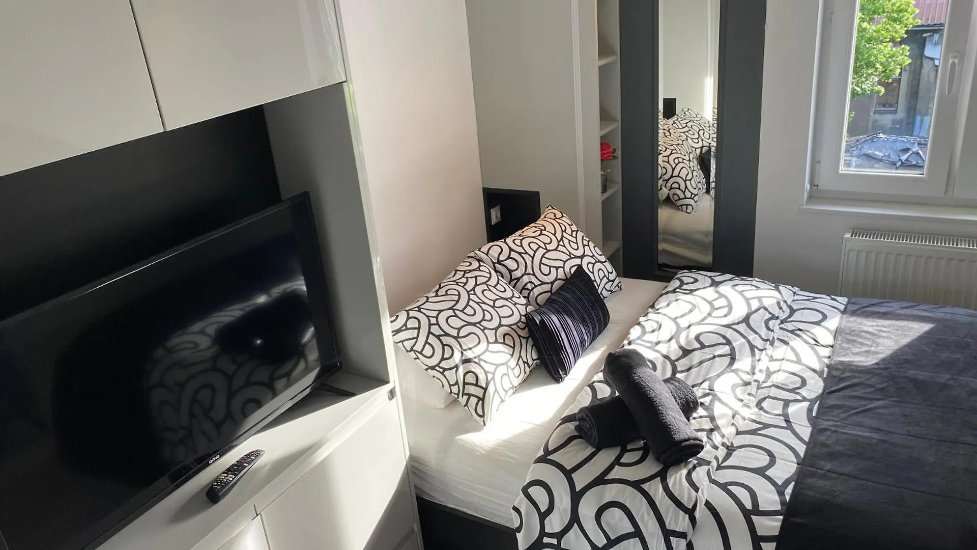 Lovers' Loft Apartment In Krakow - Orawska 7