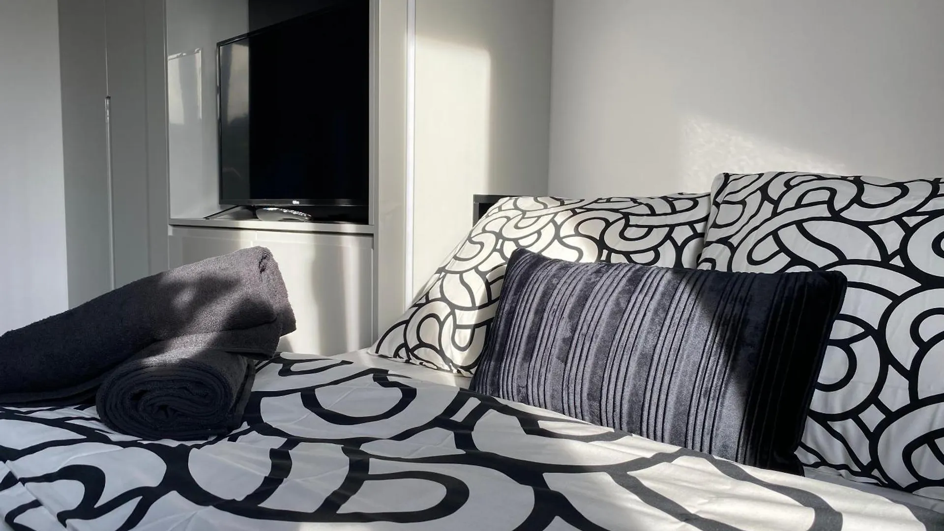 Lovers' Loft Apartment In Krakow - Orawska 7 Poland